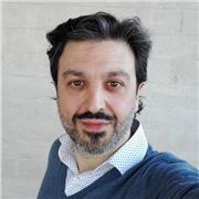Estudié Arquitectura y llevo años enseñando matemáticas para que seas autónomo, y entiendas lo que haces